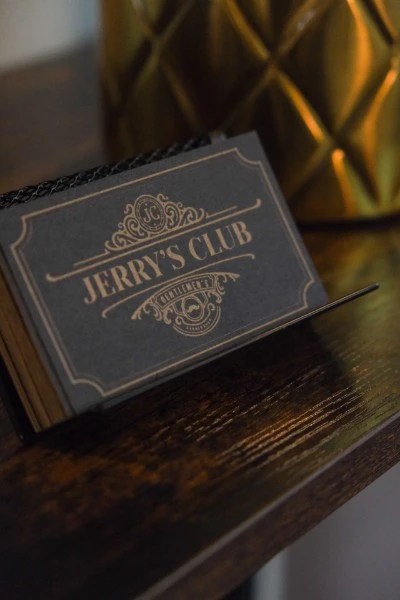 Cartes Jerry's Club Gentlemen's Barbershop
